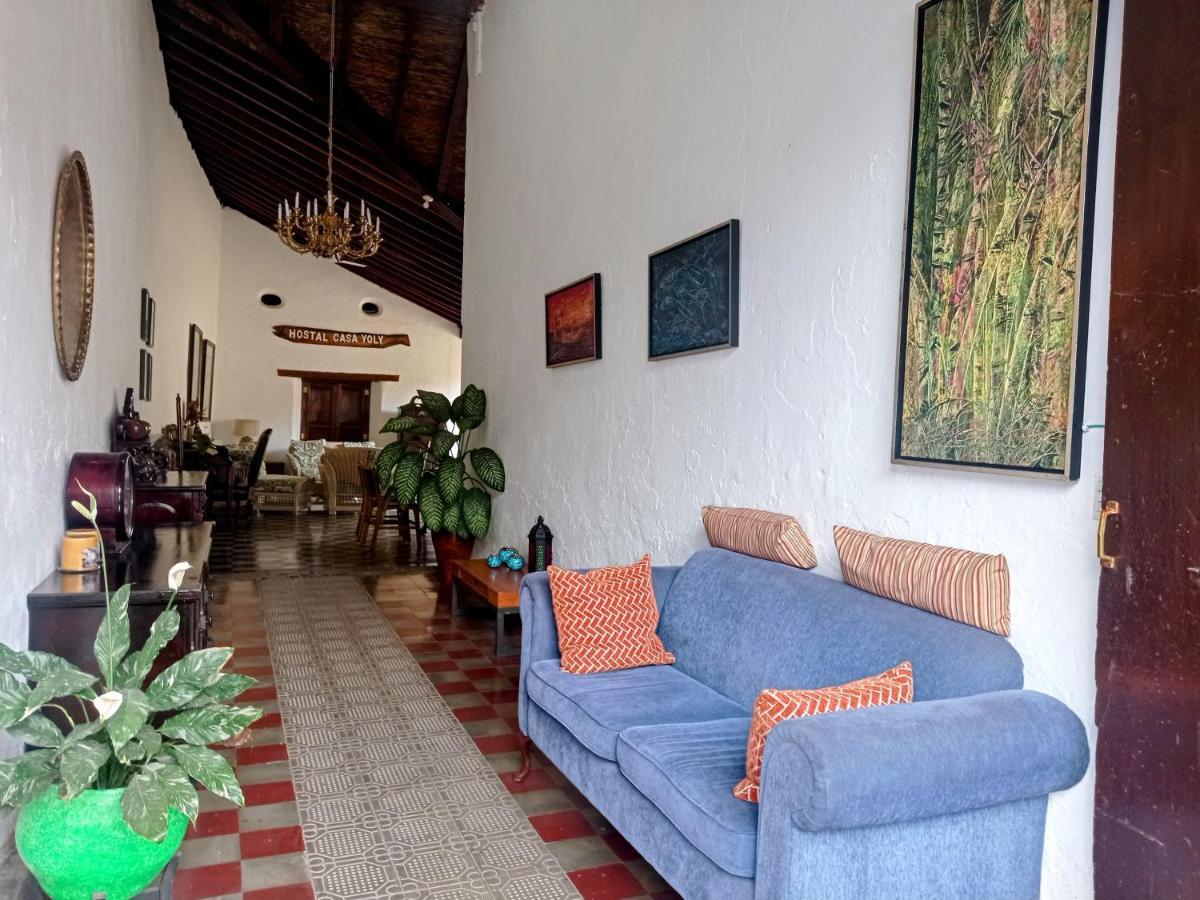 Casa Yoly Hostel กรานาดา ภายนอก รูปภาพ