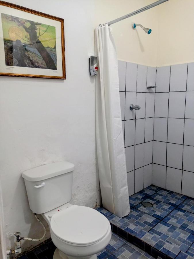 Casa Yoly Hostel กรานาดา ภายนอก รูปภาพ