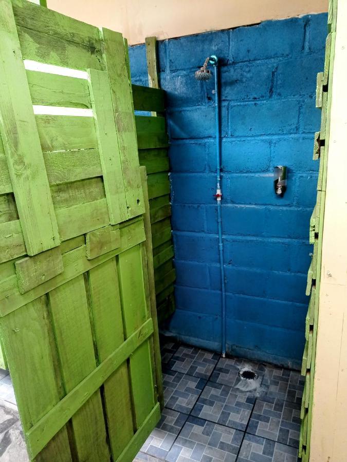 Casa Yoly Hostel กรานาดา ภายนอก รูปภาพ