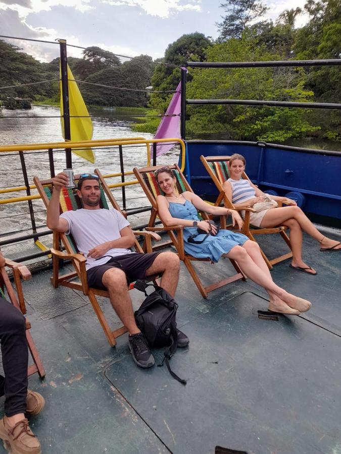 Casa Yoly Hostel กรานาดา ภายนอก รูปภาพ