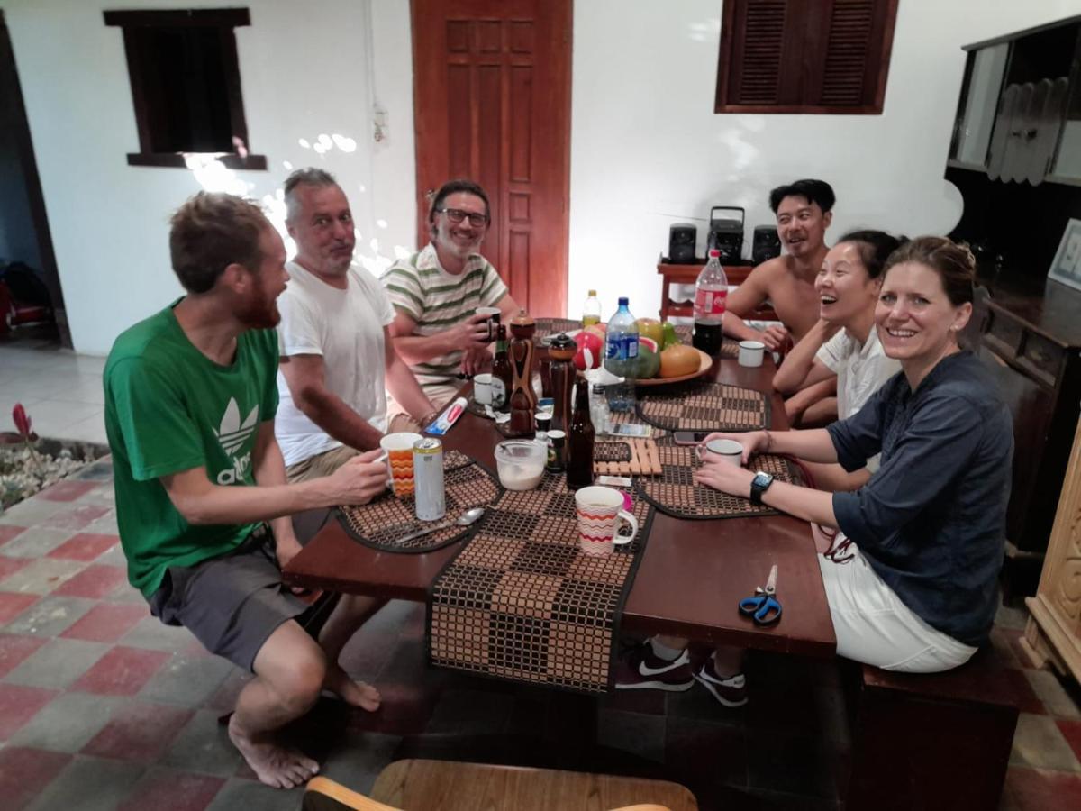 Casa Yoly Hostel กรานาดา ภายนอก รูปภาพ