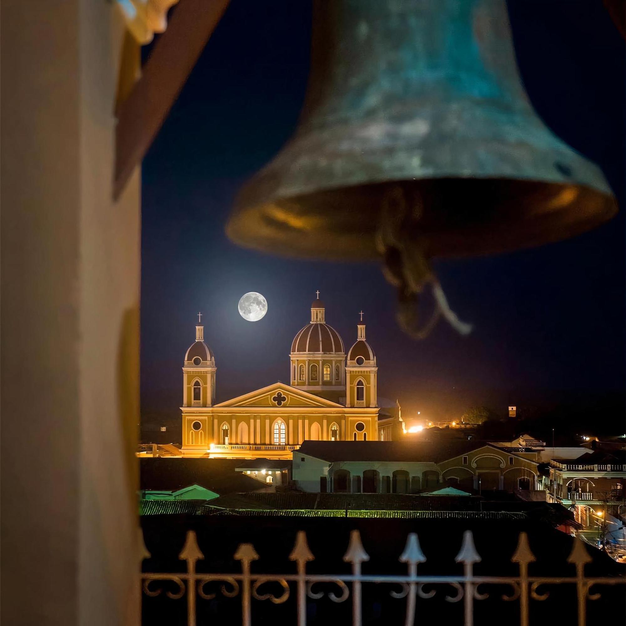 Casa Yoly Hostel กรานาดา ภายนอก รูปภาพ