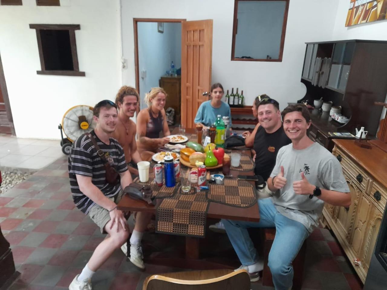 Casa Yoly Hostel กรานาดา ภายนอก รูปภาพ