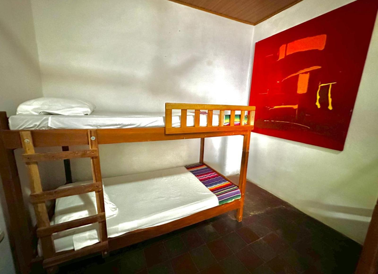 Casa Yoly Hostel กรานาดา ภายนอก รูปภาพ