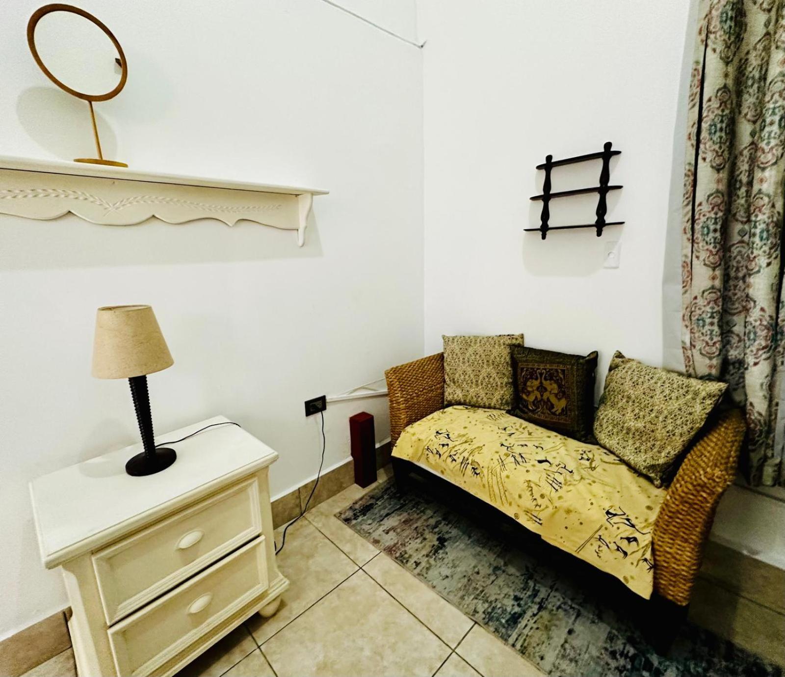 Casa Yoly Hostel กรานาดา ภายนอก รูปภาพ