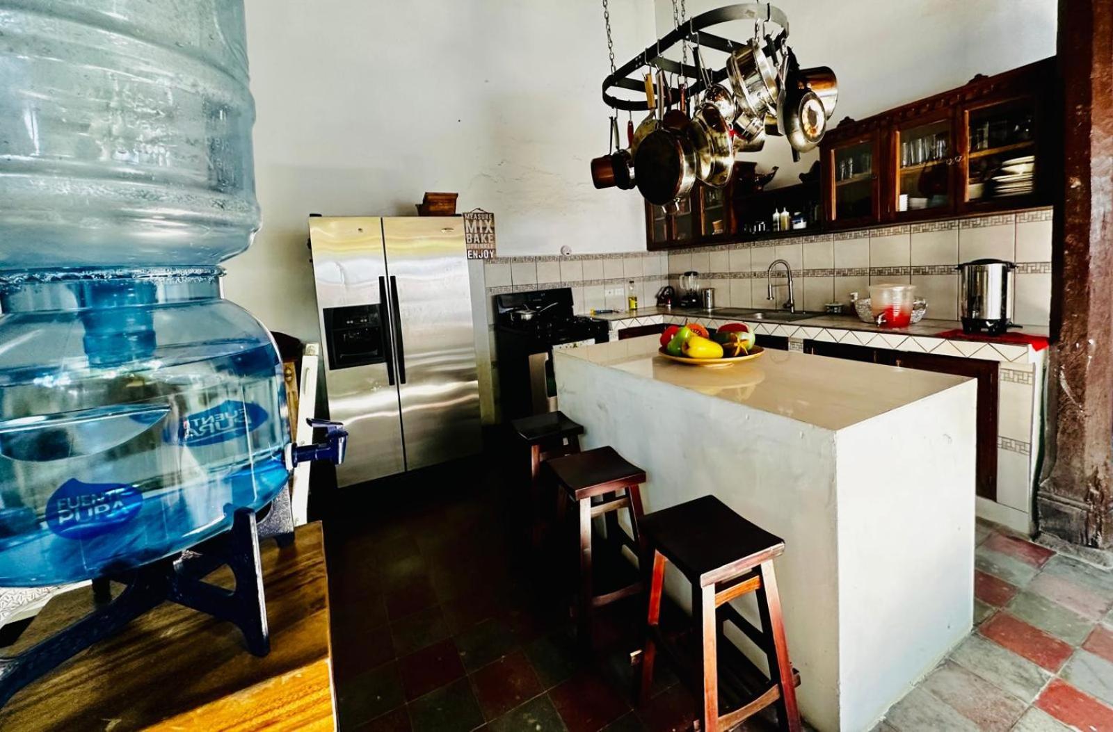 Casa Yoly Hostel กรานาดา ภายนอก รูปภาพ